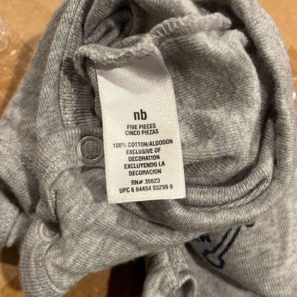 Carter’s “My Daddy Rocks” Gray & Navy Blue Guitar One-Piece for Newborn Baby - Picture 4 of 4